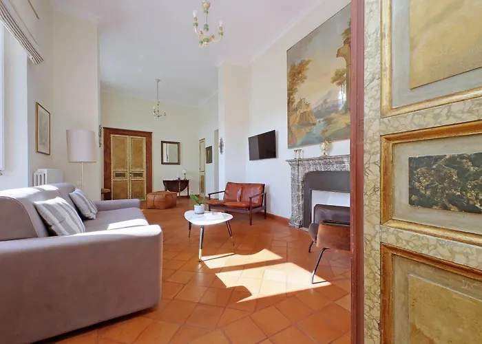 Piazza di Spagna Cozy House&Amazing View * Roma